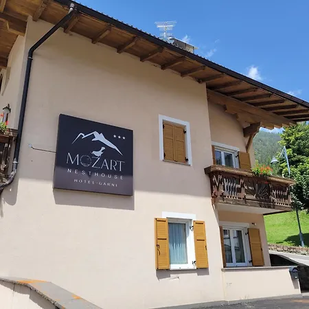Garni B&B Mozart Nesthouse-3